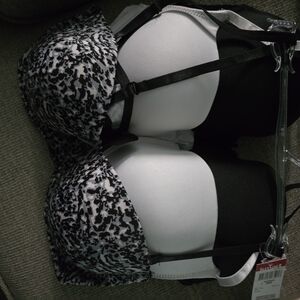 3 pk x (3) Total of 9 bras